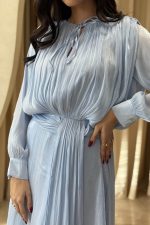 Φόρεμα midi σατινέ baby blue - Image 8