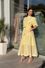 Φόρεμα midi balloon μανίκια με στρας κίτρινο - Image 4