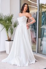 Φόρεμα Maxi Στραπλες Ταφτάς Γυαλιστερός με glitter στο μπούστο άσπρο - Image 4