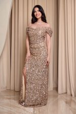 Φόρεμα maxi off shoulder με παγιέτες και ντραπέ μπούστο χρυσό - Image 3