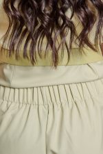 Σετ γιλέκο - παντελόνι με ζώνη μέντα - Image 8