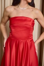 Φόρεμα midi στράπλες κόκκινο - Image 6