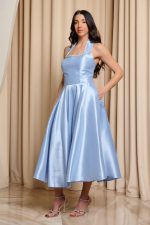 Φόρεμα midi με δέσιμο στο λαιμό και στρας baby blue - Image 3