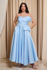 Φόρεμα midi στράπλες με σχέδιο φιόγκο baby blue