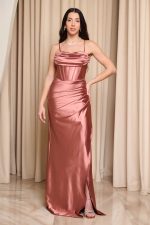 Φόρεμα maxi σατέν με ντραπέ μπούστο και κορσέ σάπιο μήλο - Image 2