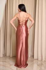 Φόρεμα maxi σατέν με ντραπέ μπούστο και κορσέ σάπιο μήλο - Image 5