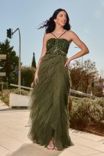 Φόρεμα maxi με παγιέτες και τούλι olive - Image 2