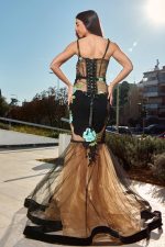 Φόρεμα maxi γοργονέ με ανάγλυφα σχέδια nude - πετρόλ - Image 5