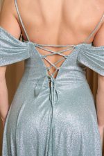 Φόρεμα maxi off shoulder με τρισδιάστατο γκλίτερ μέντα - Image 6