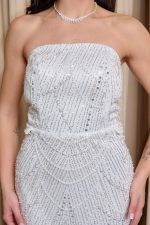 Φόρεμα maxi στράπλες με πέρλες και αποσπώμενη ουρά άσπρο - Image 7