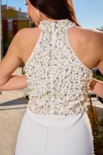 Φόρεμα maxi γοργονέ με halter λαιμόκοψη και πέρλες άσπρο - Image 6