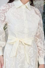 Φόρεμα midi με floral κεντήματα μπεζ - Image 6