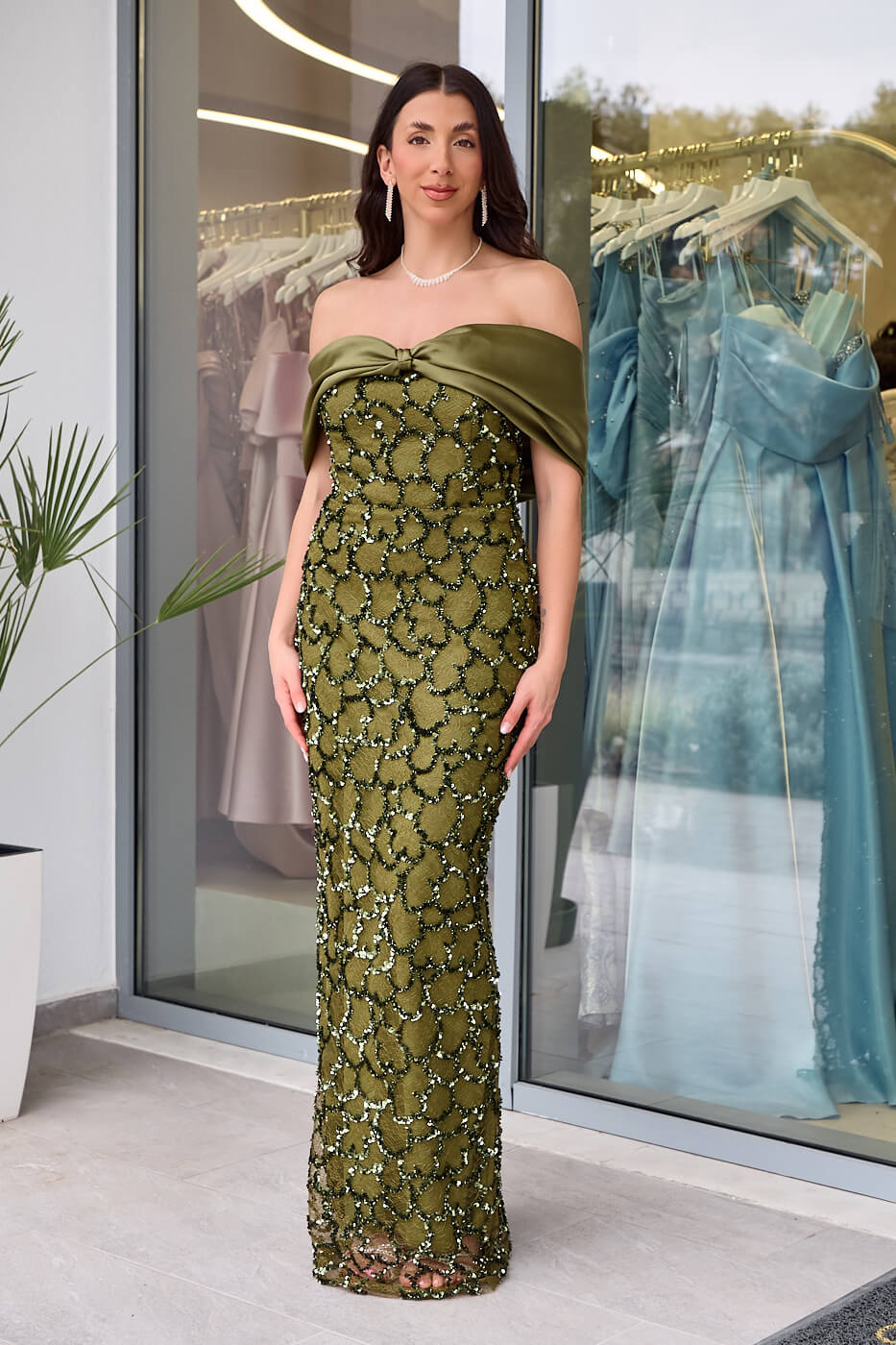 Φόρεμα maxi με παγιέτες και αποσπώμενο σατέν φιόγκο olive