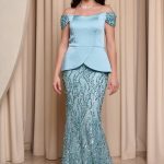 Φόρεμα maxi γοργονέ off shoulder με σατέν μπούστο μέντα