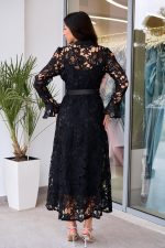 Φόρεμα midi κιπούρ με ζώνη δερματίνη μαύρο - Image 5