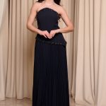 Φόρεμα maxi στράπλες πλισέ με λεπτομέρεια χάντρες μαύρο