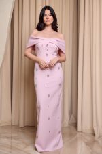 Φόρεμα maxi off shoulder με διακοσμητικές πέτρες baby pink - Image 2