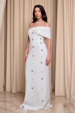 Φόρεμα maxi off shoulder με διακοσμητικές πέτρες άσπρο - Image 3