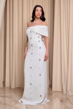 Φόρεμα maxi off shoulder με διακοσμητικές πέτρες άσπρο - Image 4