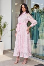 Φόρεμα midi με floral κεντήματα baby pink - Image 3