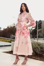 Φόρεμα maxi με floral print και στρας μπεζ - Image 3