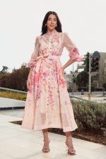 Φόρεμα maxi με floral print και στρας μπεζ - Image 2