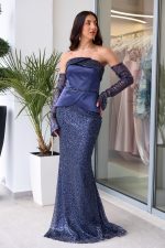 Φόρεμα maxi στράπλες γοργονέ τύπου πέπλουμ με παγιέτες navy blue - Image 3