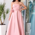 Φόρεμα maxi γυαλιστερός ταφτάς με 3D λουλούδι baby pink