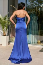 Φόρεμα maxi σατέν στράπλες μπλε ρουά - Image 4