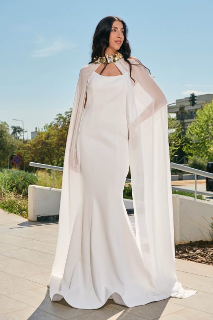 Φόρεμα maxi γοργονέ με αποσπώμενη κάπα άσπρο