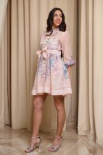 Φόρεμα mini με floral print και στρας σομόν - Image 4