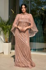 Φόρεμα maxi με χάντρες και αποσπώμενη κάπα bronze - Image 3