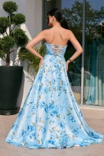 Φόρεμα maxi στράπλες με floral print baby blue - Image 5