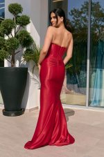 Φόρεμα maxi στράπλες με κορσέ και ντραπέ λεπτομέρεια κόκκινο - Image 5