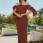 Φόρεμα maxi με σατέν λεπτομέρεια και φιόγκους καφέ