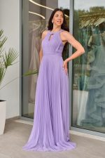 Φόρεμα maxi πλισέ με halter λαιμόκοψη και ραμμένη ζώνη λιλά - Image 4