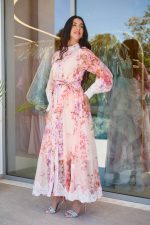 Φόρεμα maxi floral με λεπτομέρεια δαντέλα σομόν - Image 4