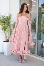 Φόρεμα midi off shoulder με πιέτες και βολάν dusty pink - Image 2