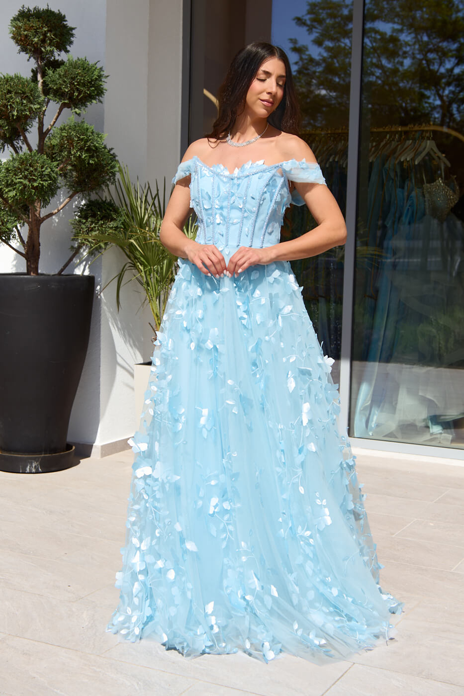 GA-2346 Φόρεμα maxi off shoulder με 3D λεπτομέρειες baby blue