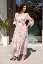 Φόρεμα maxi με floral με κουμπιά κόσμημα και στρας σομόν - Image 4