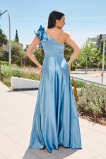 Φόρεμα maxi one shoulder με φραμπαλά και πιέτες baby blue - Image 4